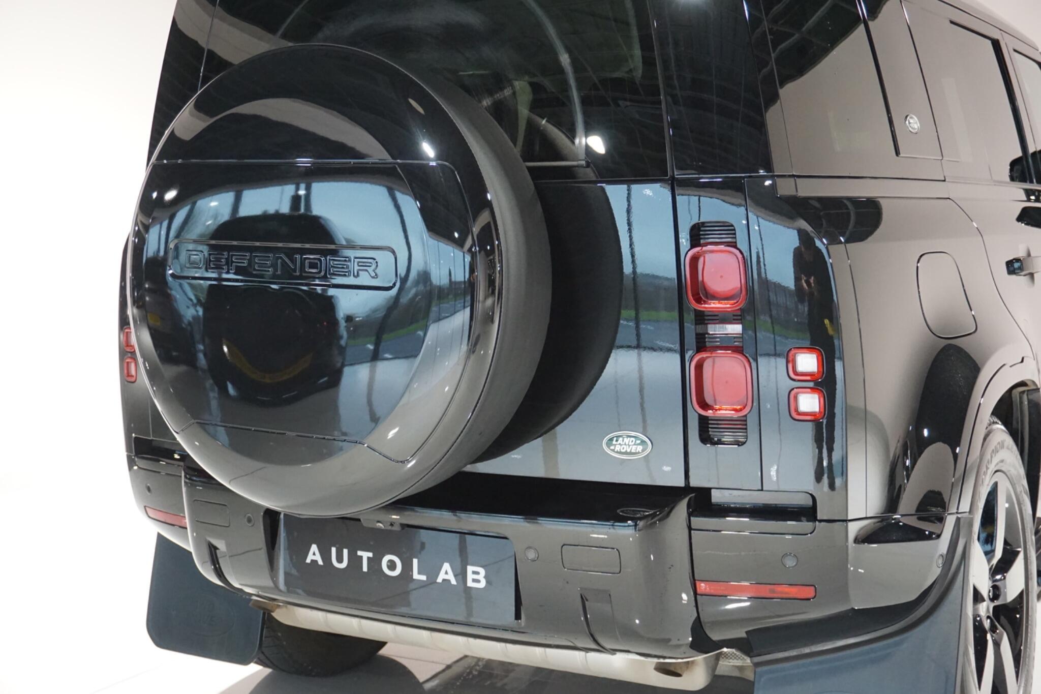 Land Rover Defender 110 2.0 P400e 15.4kWh XS Edition SUV 5dr Petrol Plug-in Hybrid Auto 4WD Euro 6 (s/s) (404 ps)